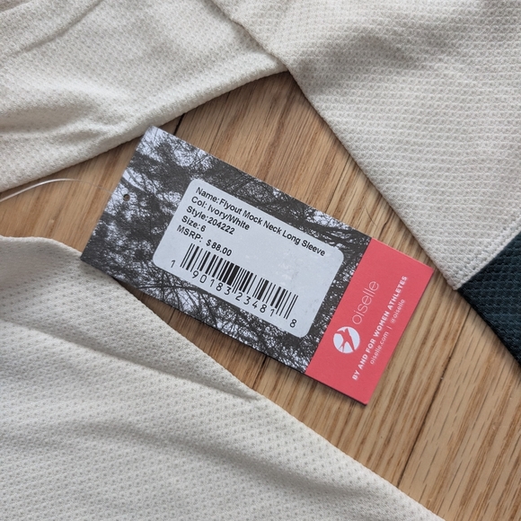 NEW Oiselle Flyout Mock Neck Shirt Women's 6 Long Sleeve Running Top Ivory White - Picture 6 of 10